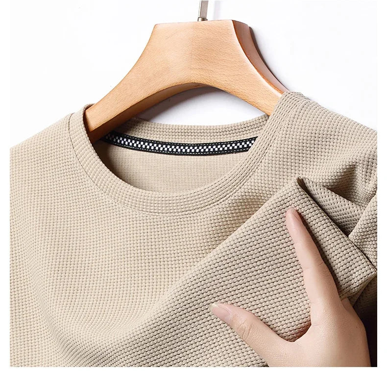 ARLES TECH TEE