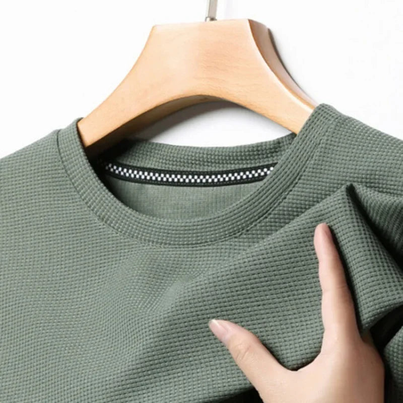 ARLES TECH TEE